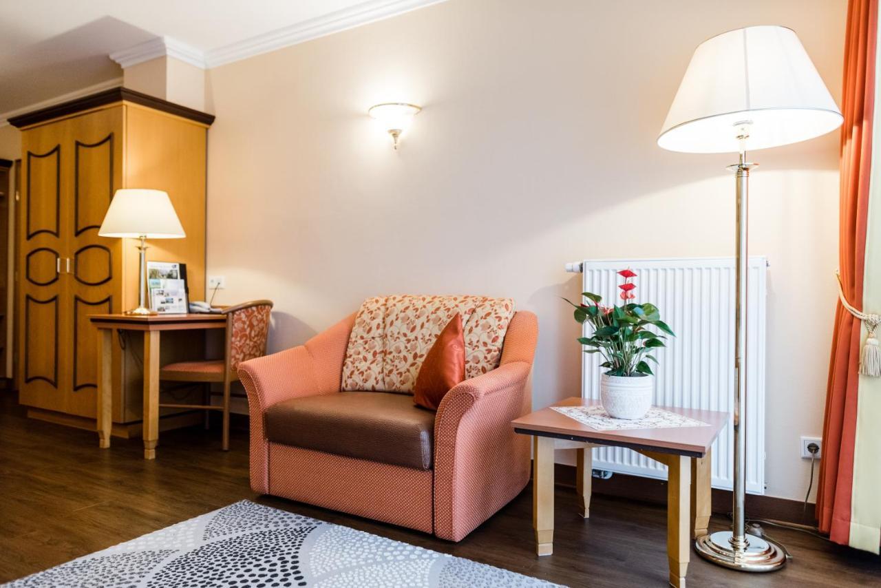 Akzent Hotel Bayerwald-Residenz Neukirchen  Esterno foto