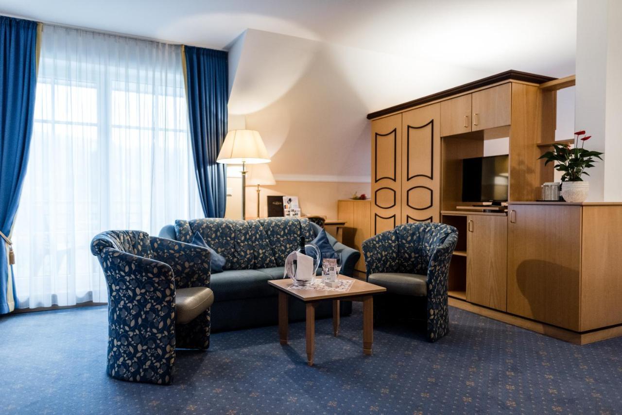 Akzent Hotel Bayerwald-Residenz Neukirchen  Esterno foto