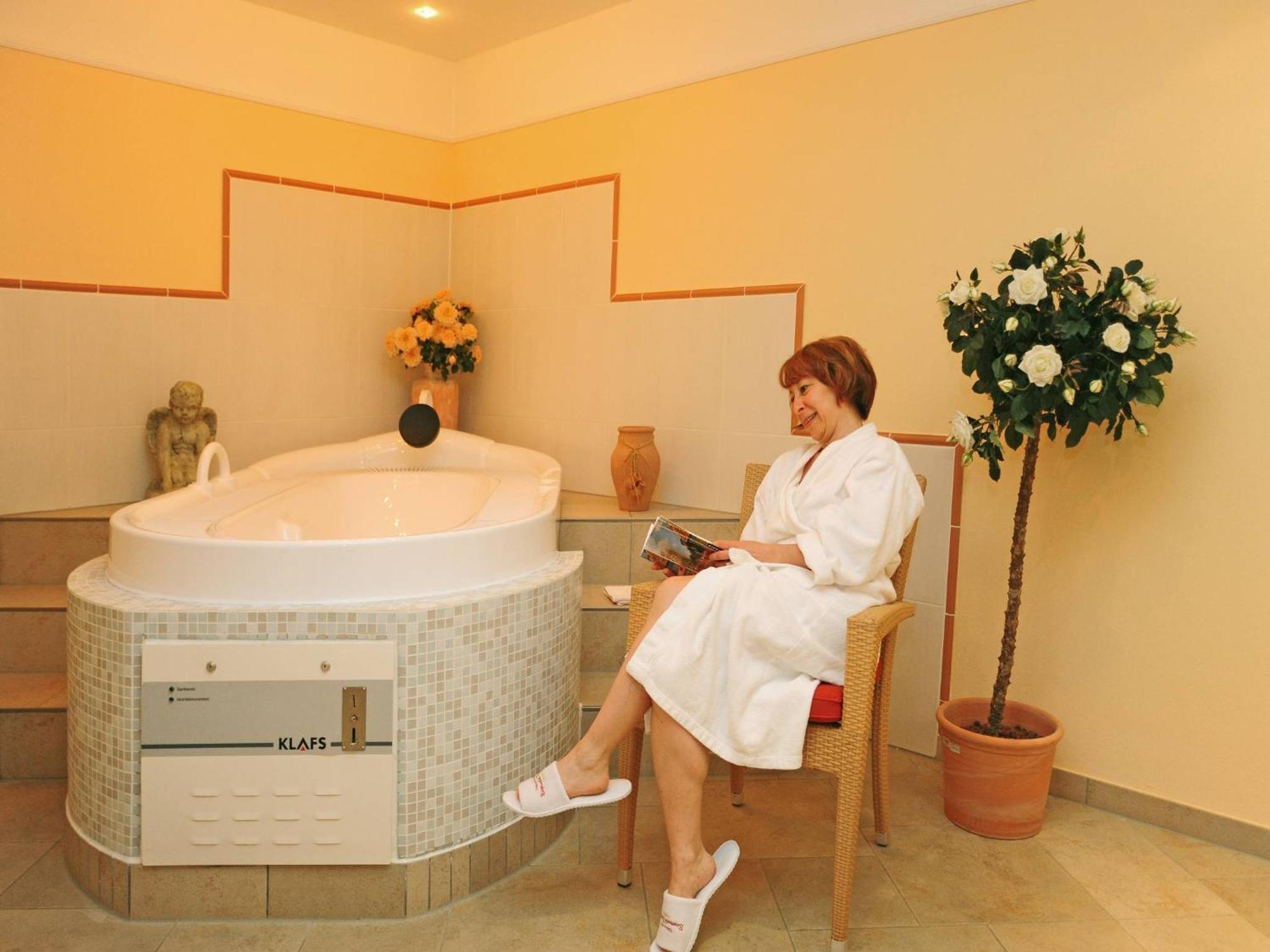Akzent Hotel Bayerwald-Residenz Neukirchen  Esterno foto