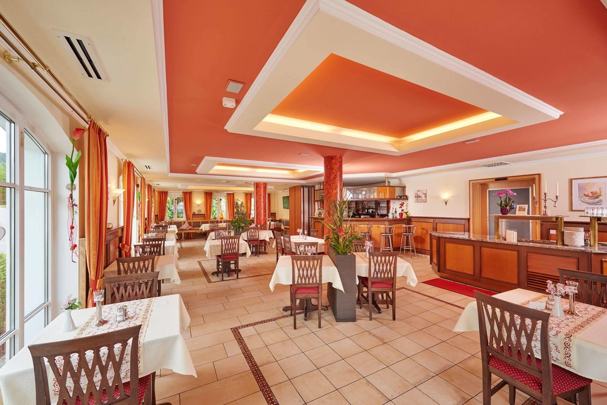 Akzent Hotel Bayerwald-Residenz Neukirchen  Esterno foto